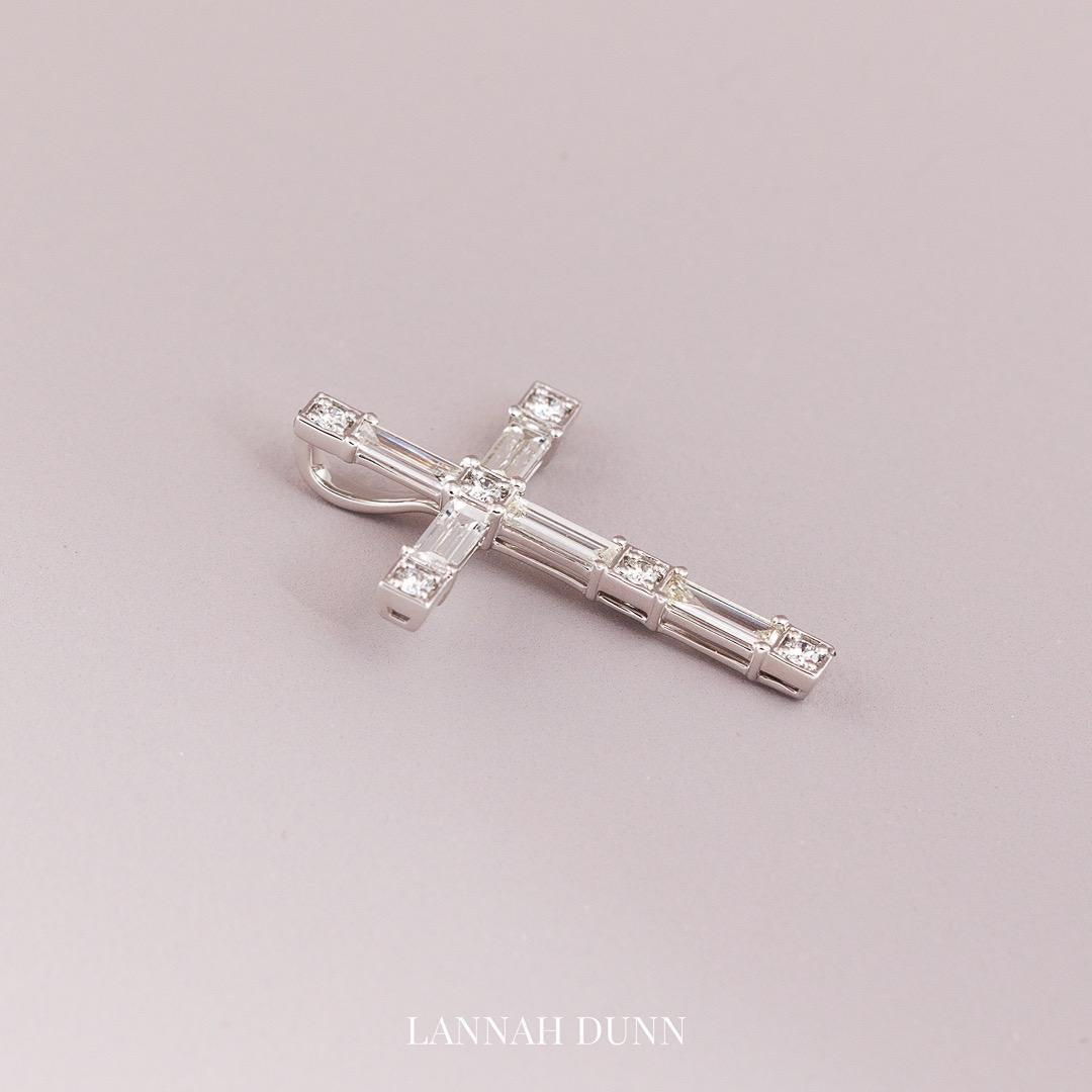 Diamond cross