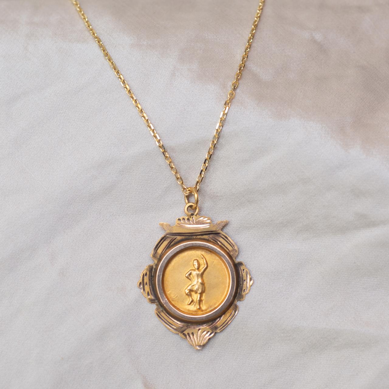 Antique 15ct medal