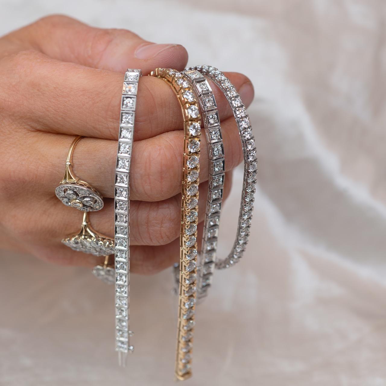 18ct white gold natural diamond line bracelet