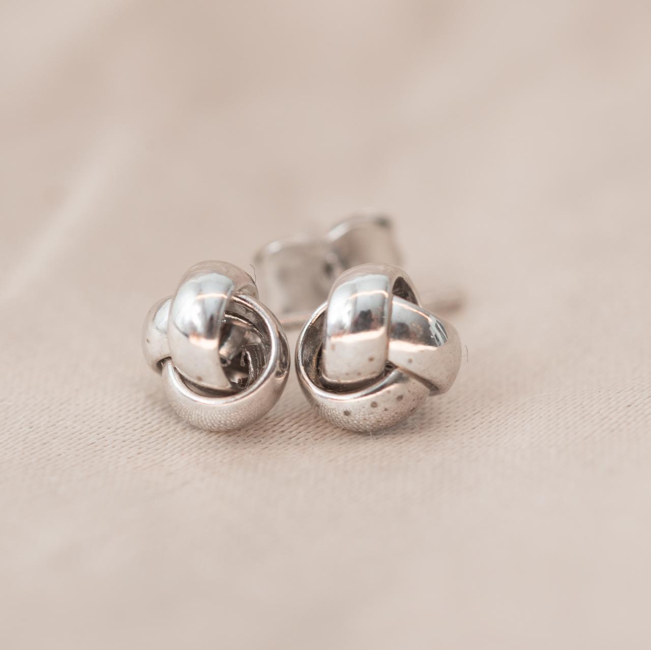 Italian mini knot studs in 9ct white gold