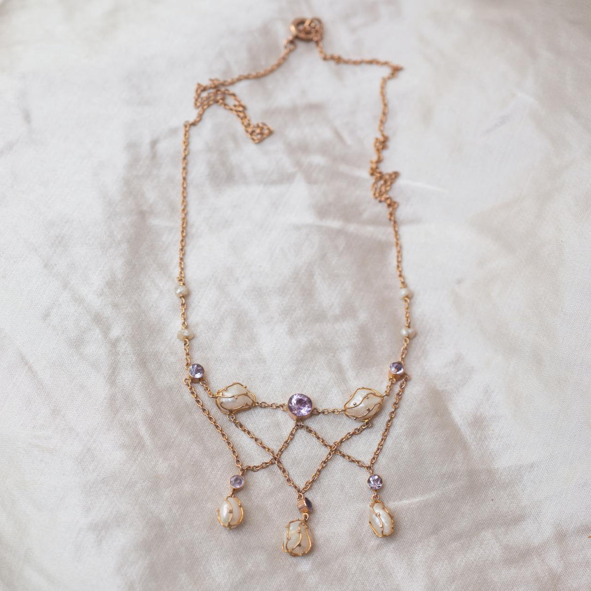 Pearl & amethyst Art Nouveau cascade fine chain