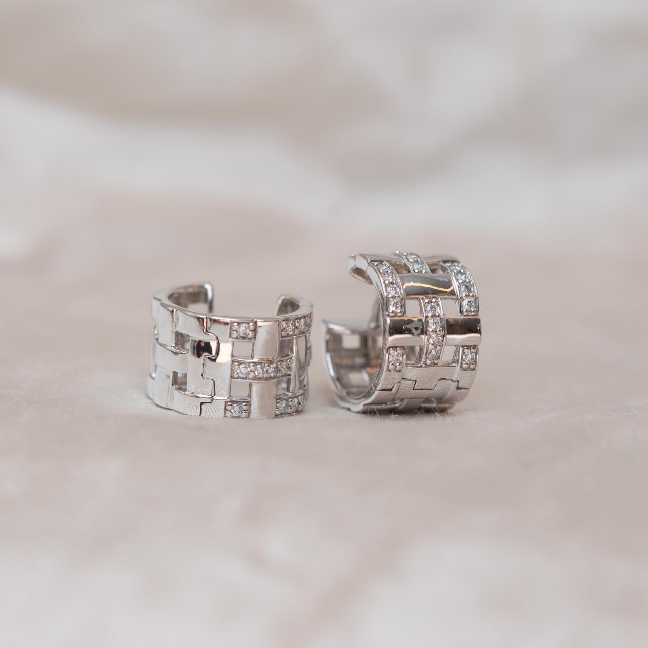 18ct white gold diamond lattice huggies