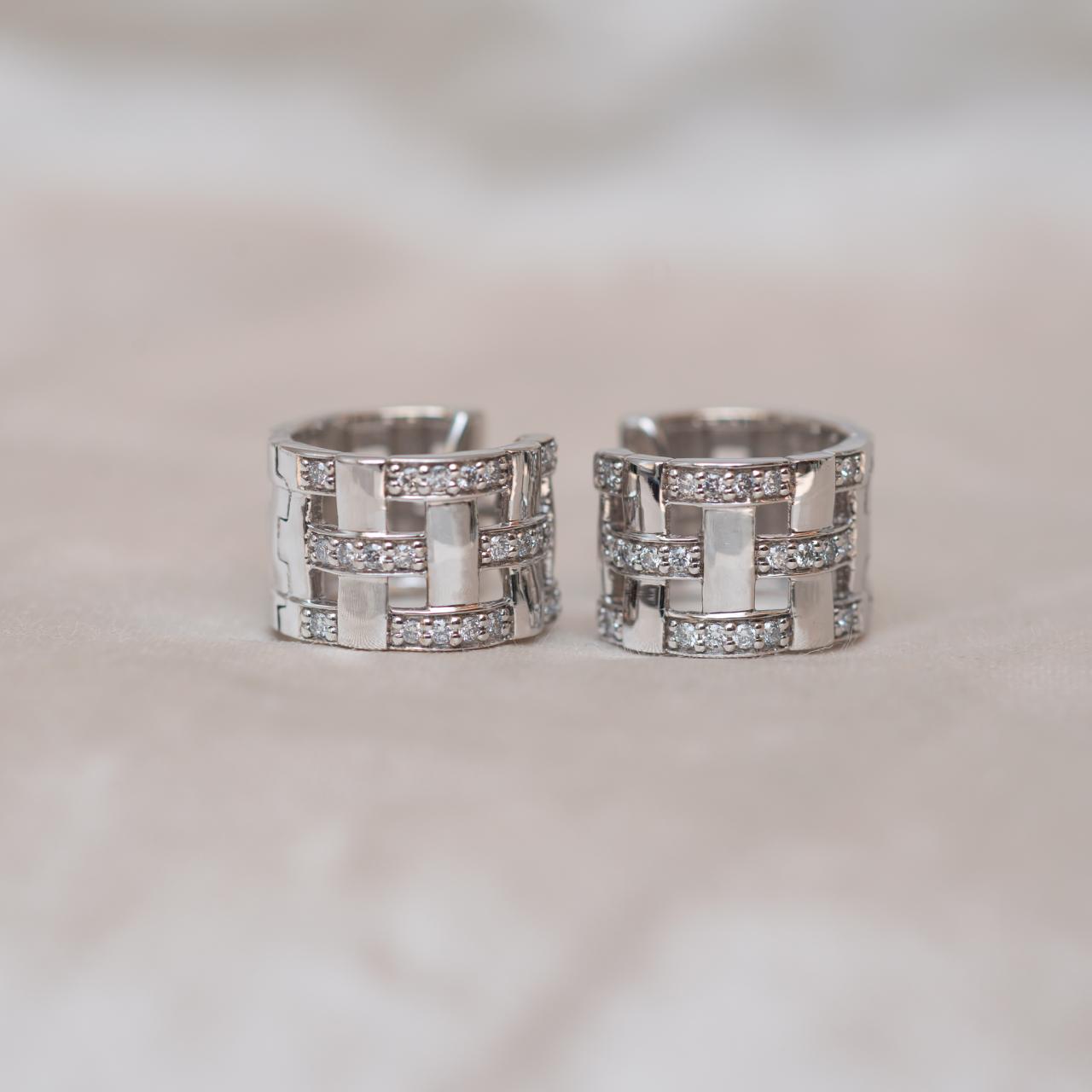 18ct white gold diamond lattice huggies