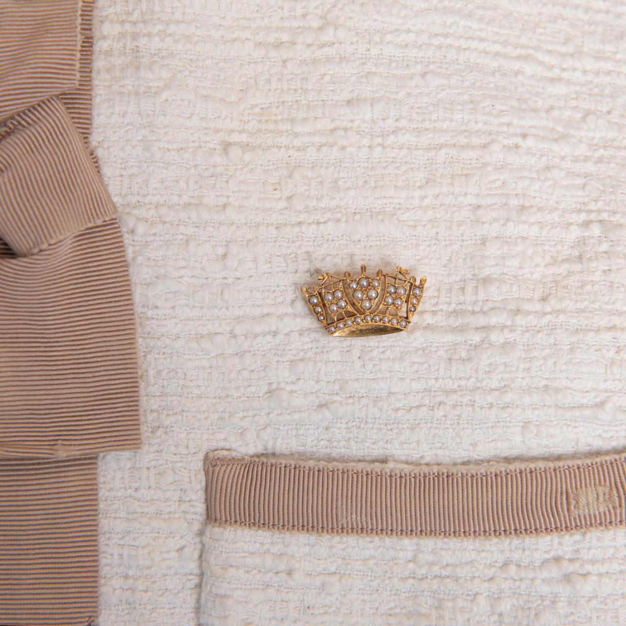 High carat gold and pearl tiara crown brooch