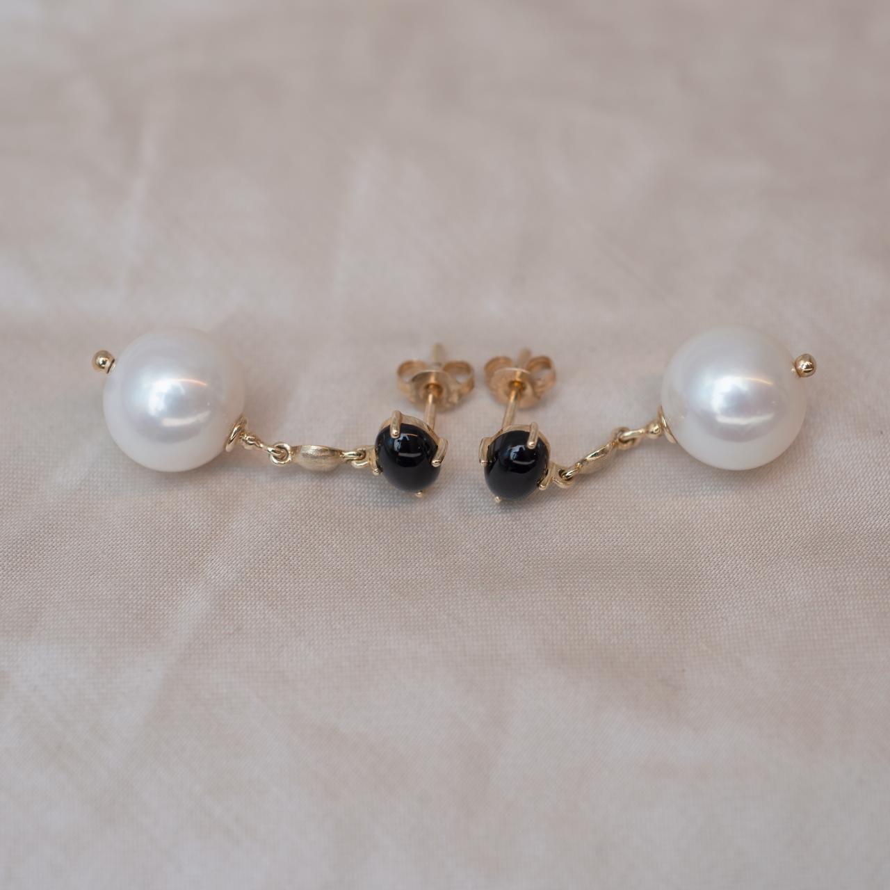 Onyx & pearl drop earrings