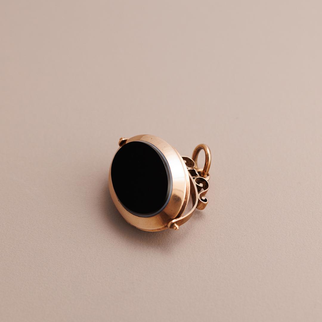9ct gold locket swivel pendant
