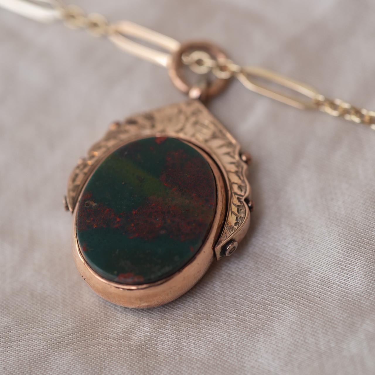 Antique bloodstone spinner