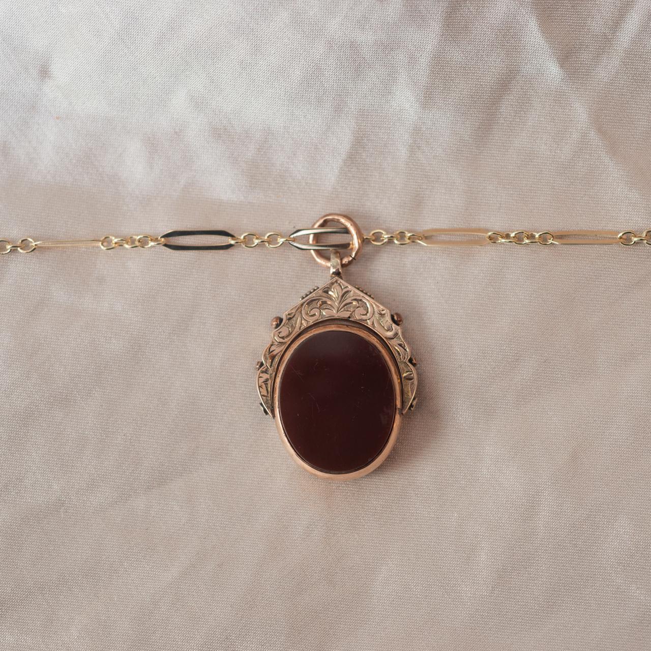 Antique bloodstone spinner