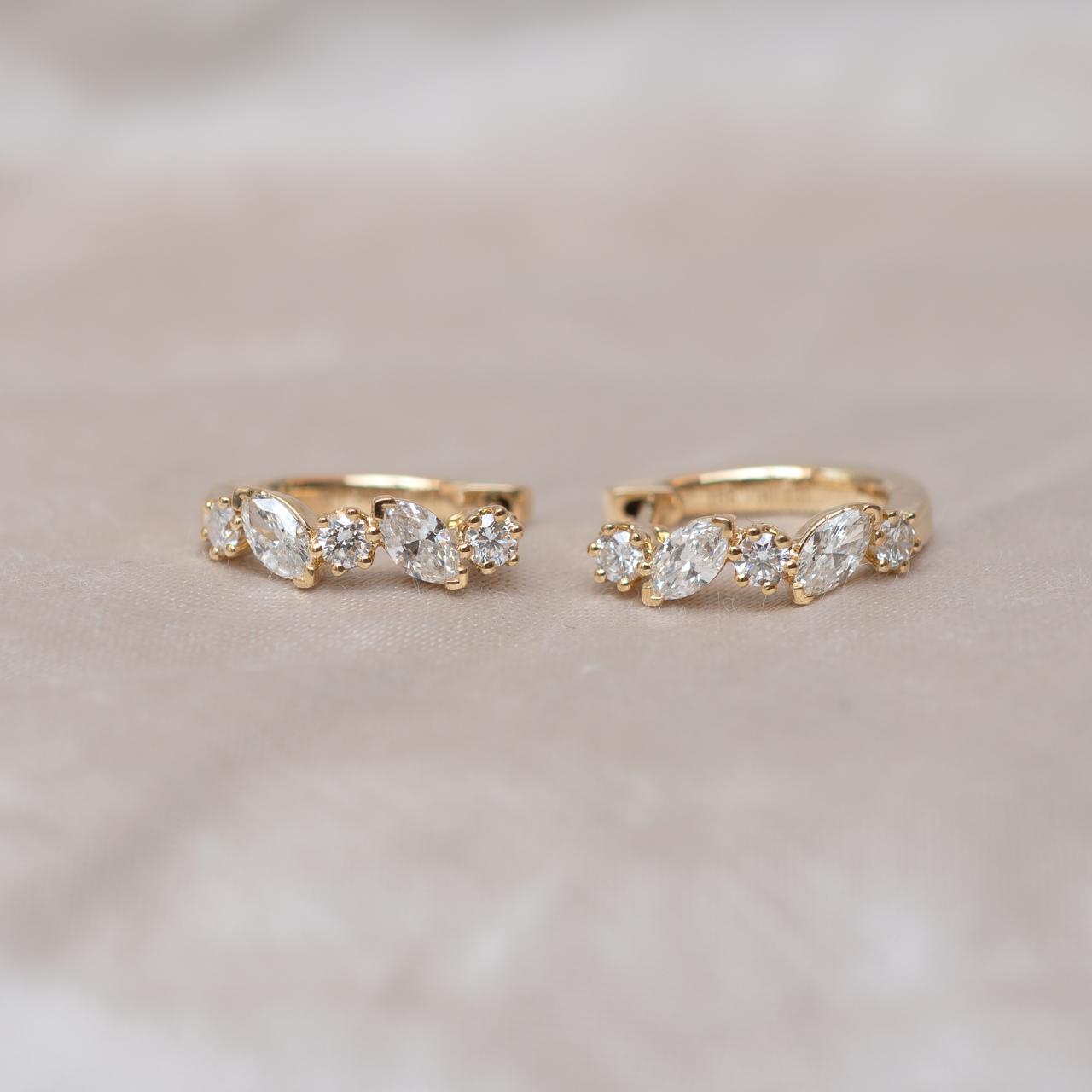 LD French Huggies, yellow gold