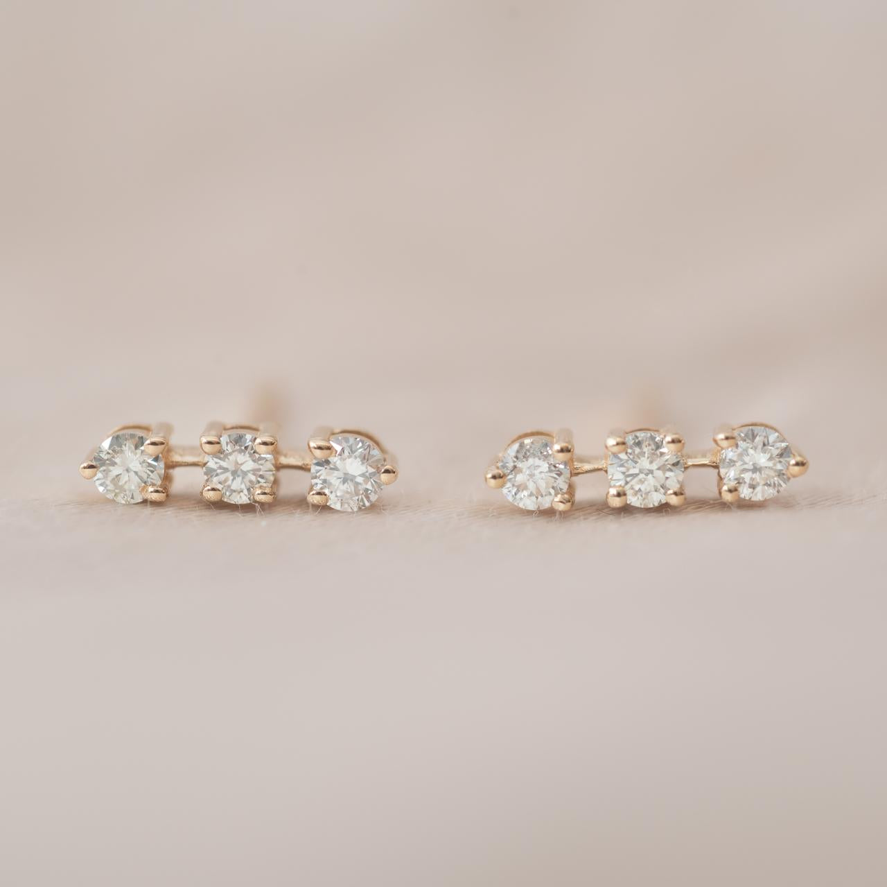 LD Mini Trio Stud Earring, yellow gold