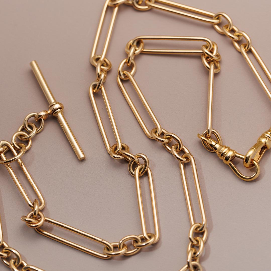 The LD Vintage Link fob chain in antique T-bar design, yellow gold