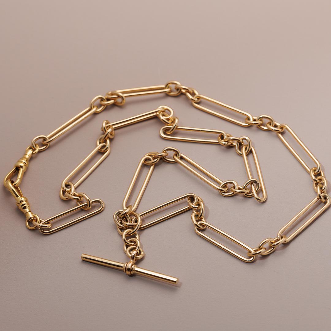 The LD Vintage Link fob chain in antique T-bar design, yellow gold
