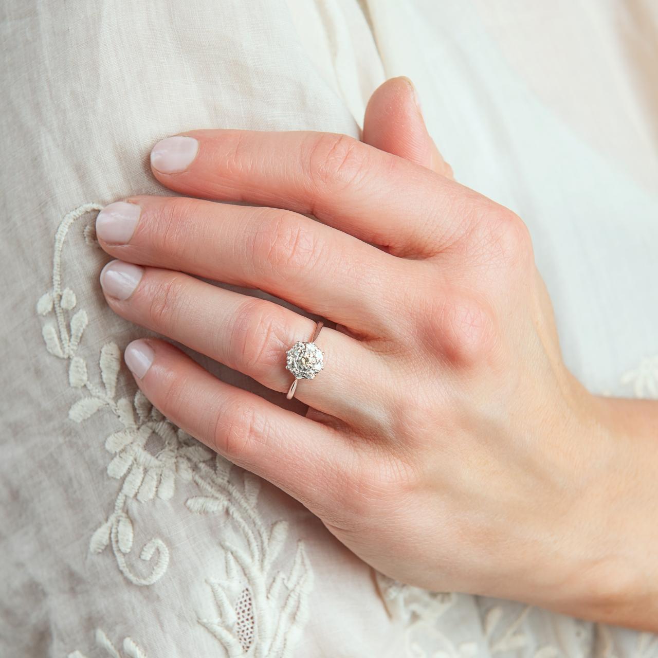Vintage diamond cluster ring