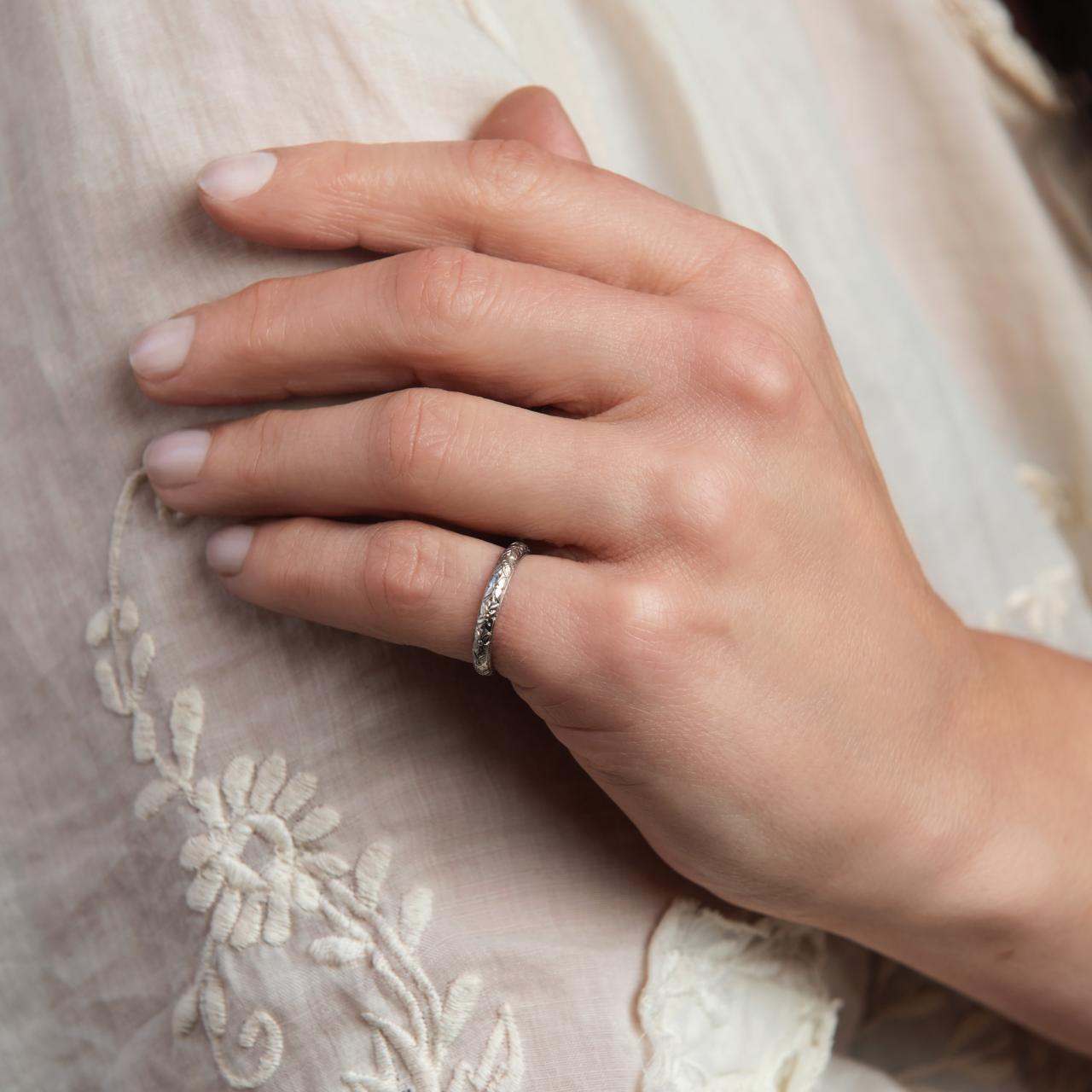 Vintage platinum wedding band