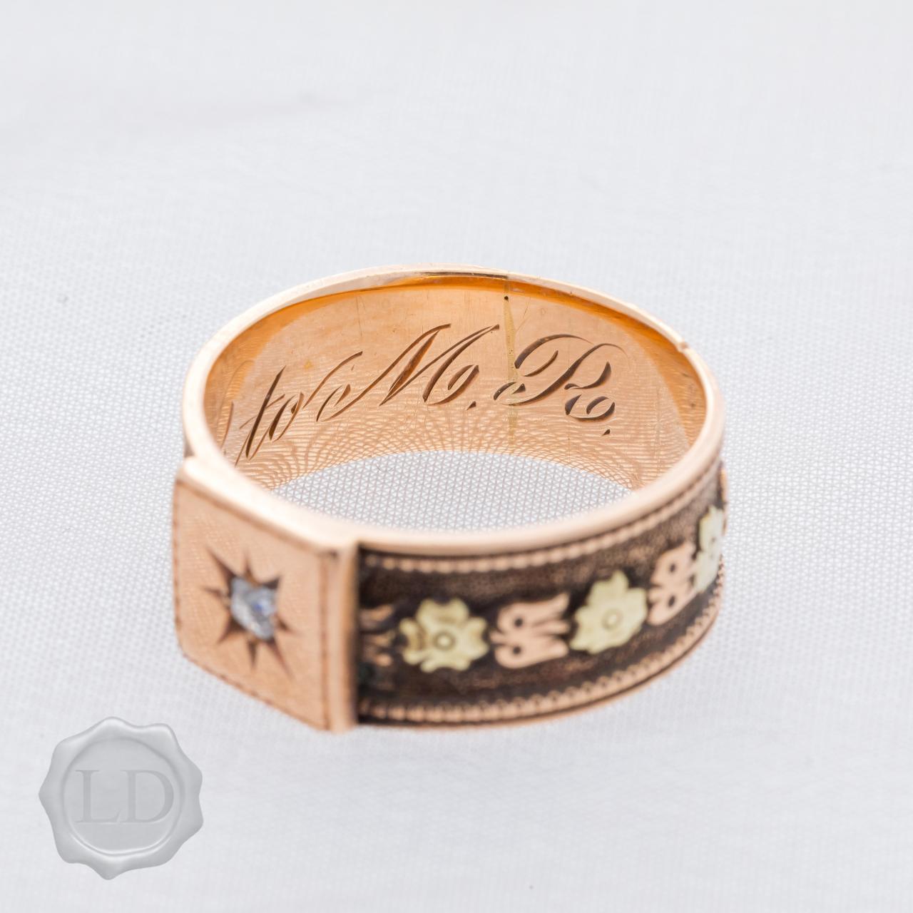 High-carat multi gold memorial ring