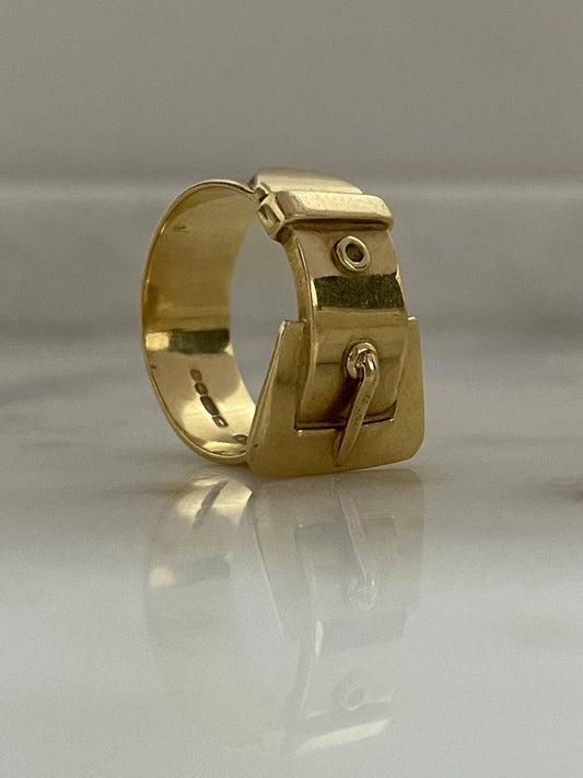 High-carat buckle ring High-carat buckle ring
