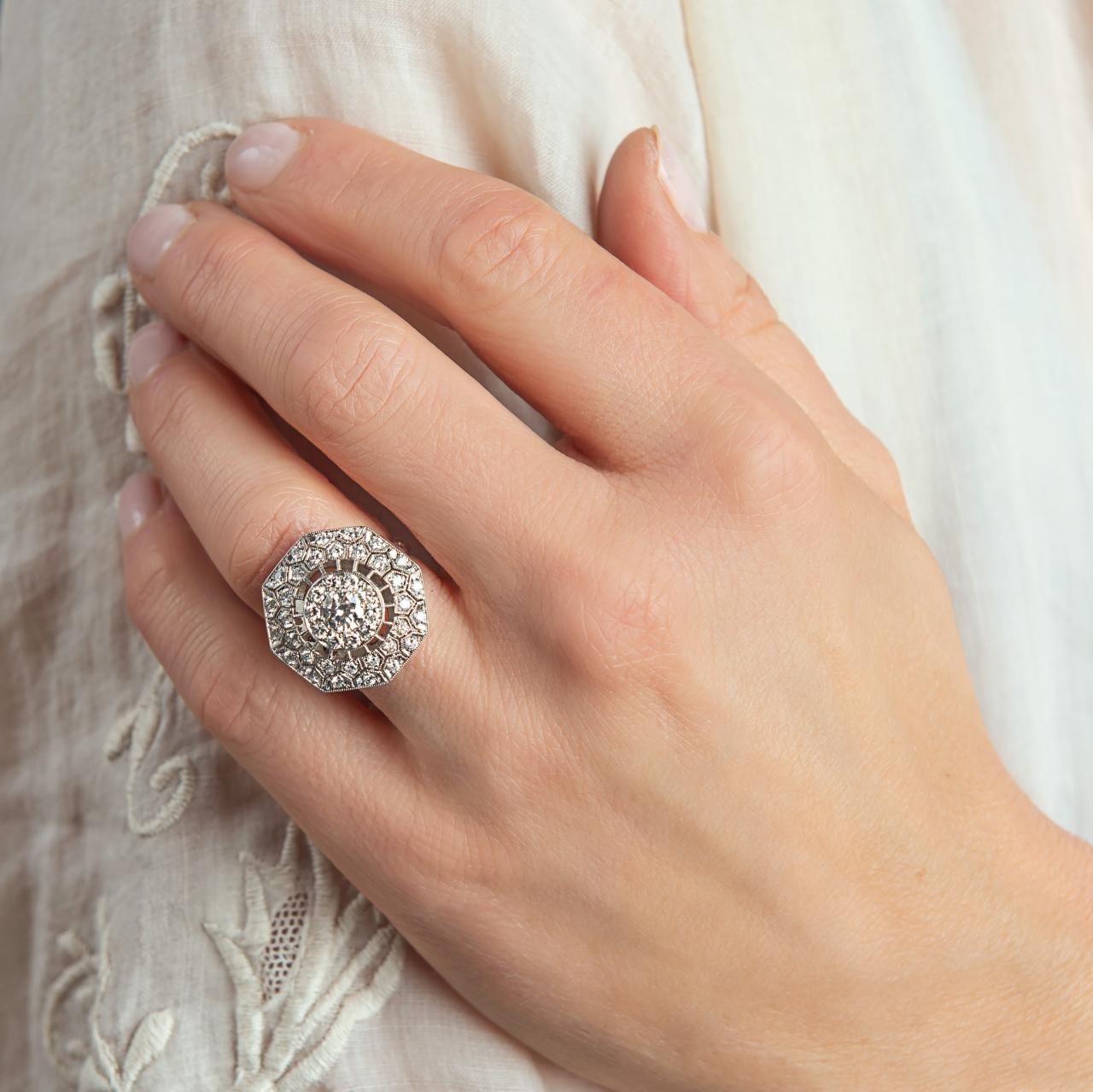 Platinum Art Deco Diamond Engagement Ring