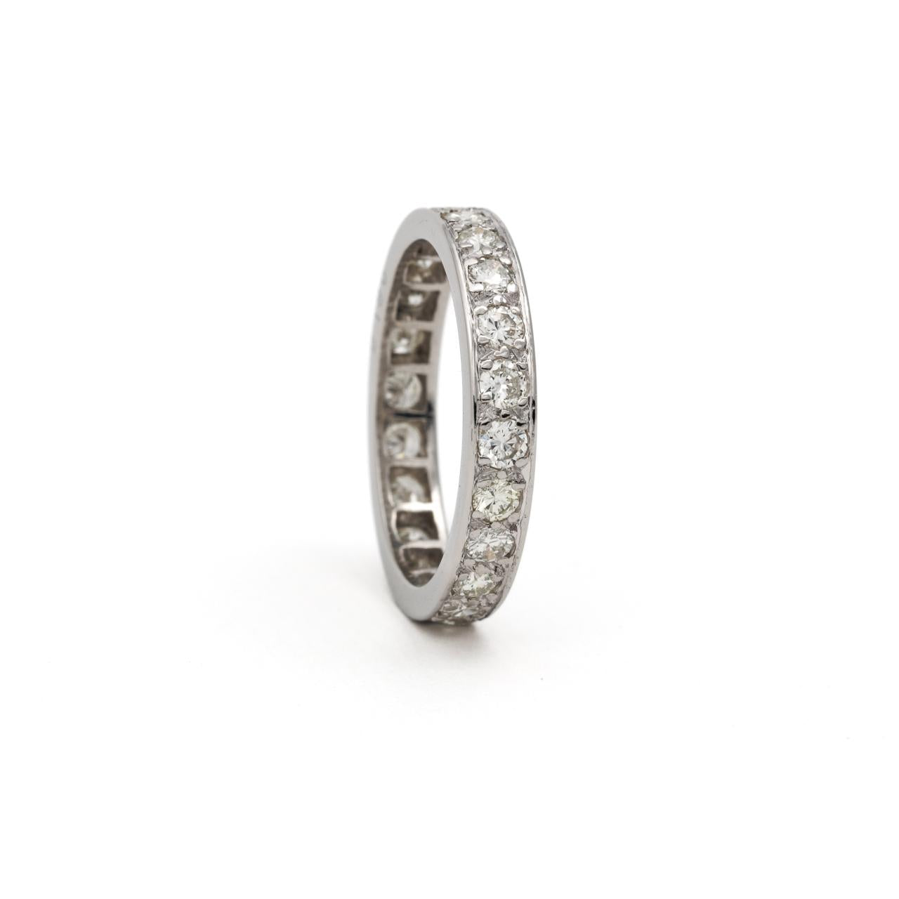 Art deco Platinum eternity band