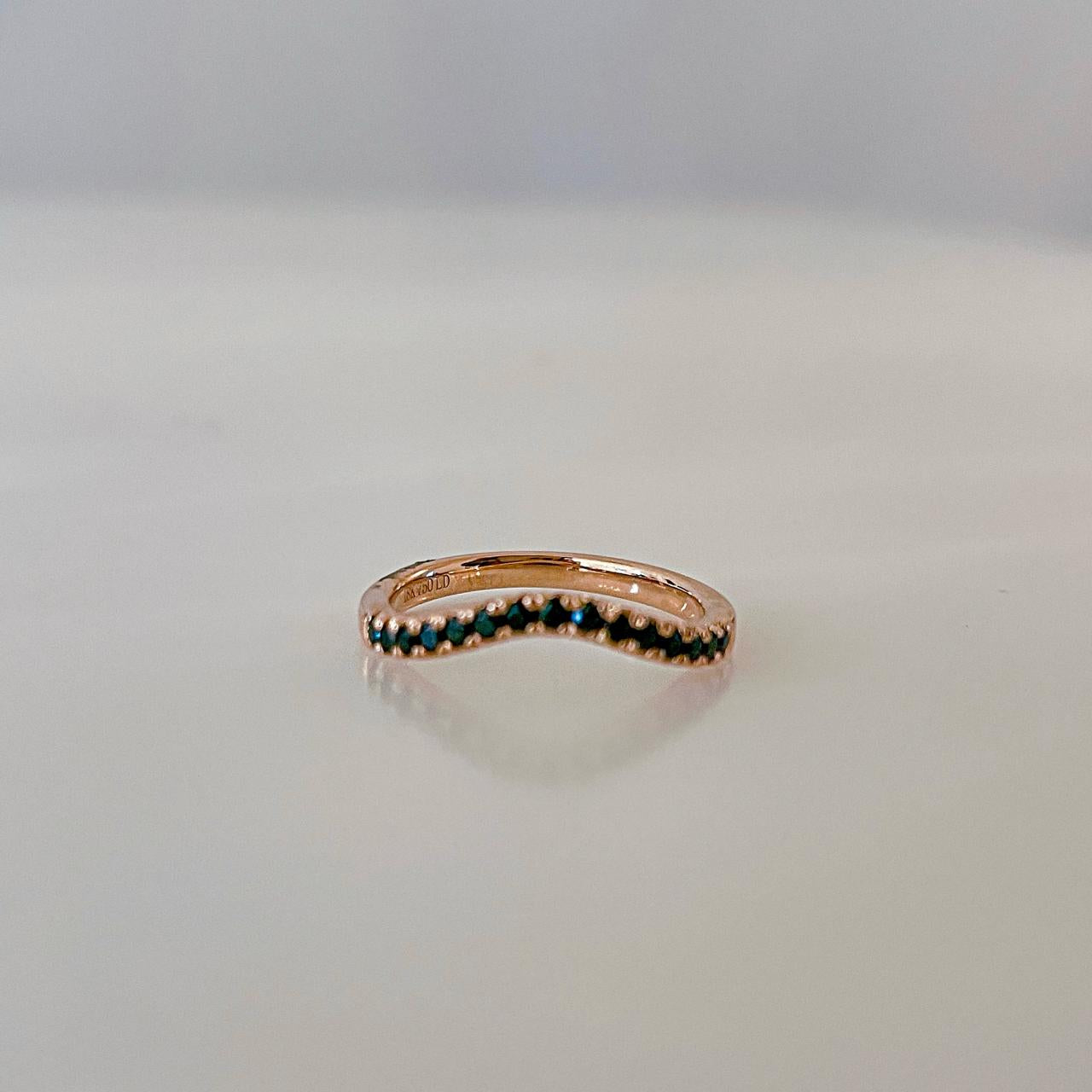 Black Diamond LD Toujours Midi Diamond Huggie Ring