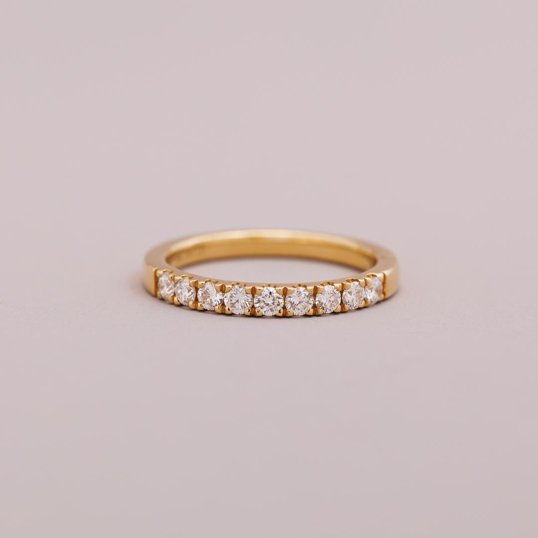 18ct yellow gold LD diamond wedder