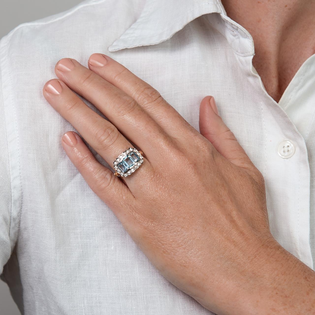 Vintage style Aquamarine & Diamond Plaque ring