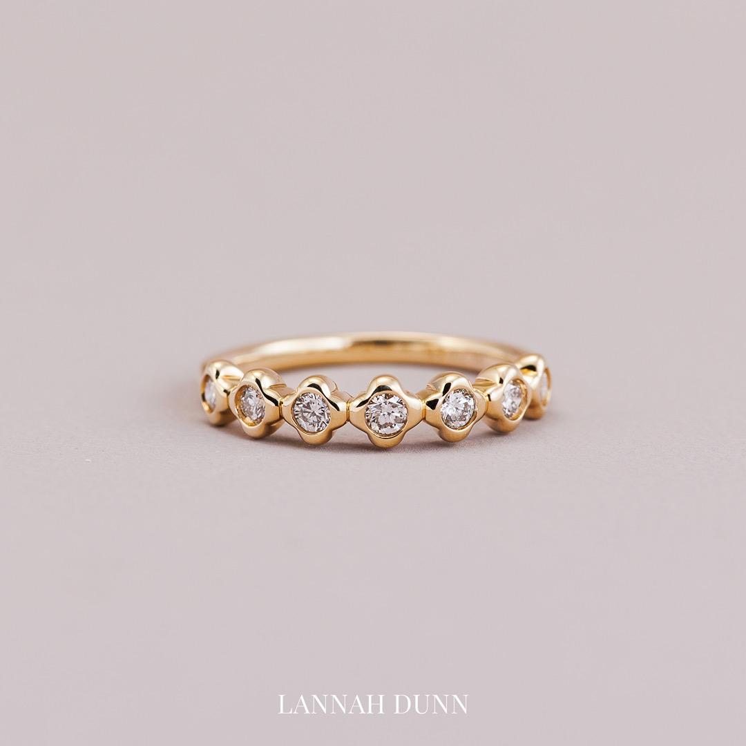 Diamond clover wedding & anniversaryring