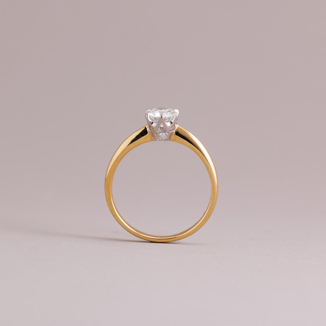 LD Classic Round Brilliant Cut Solitaire engagement ring in yellow gold