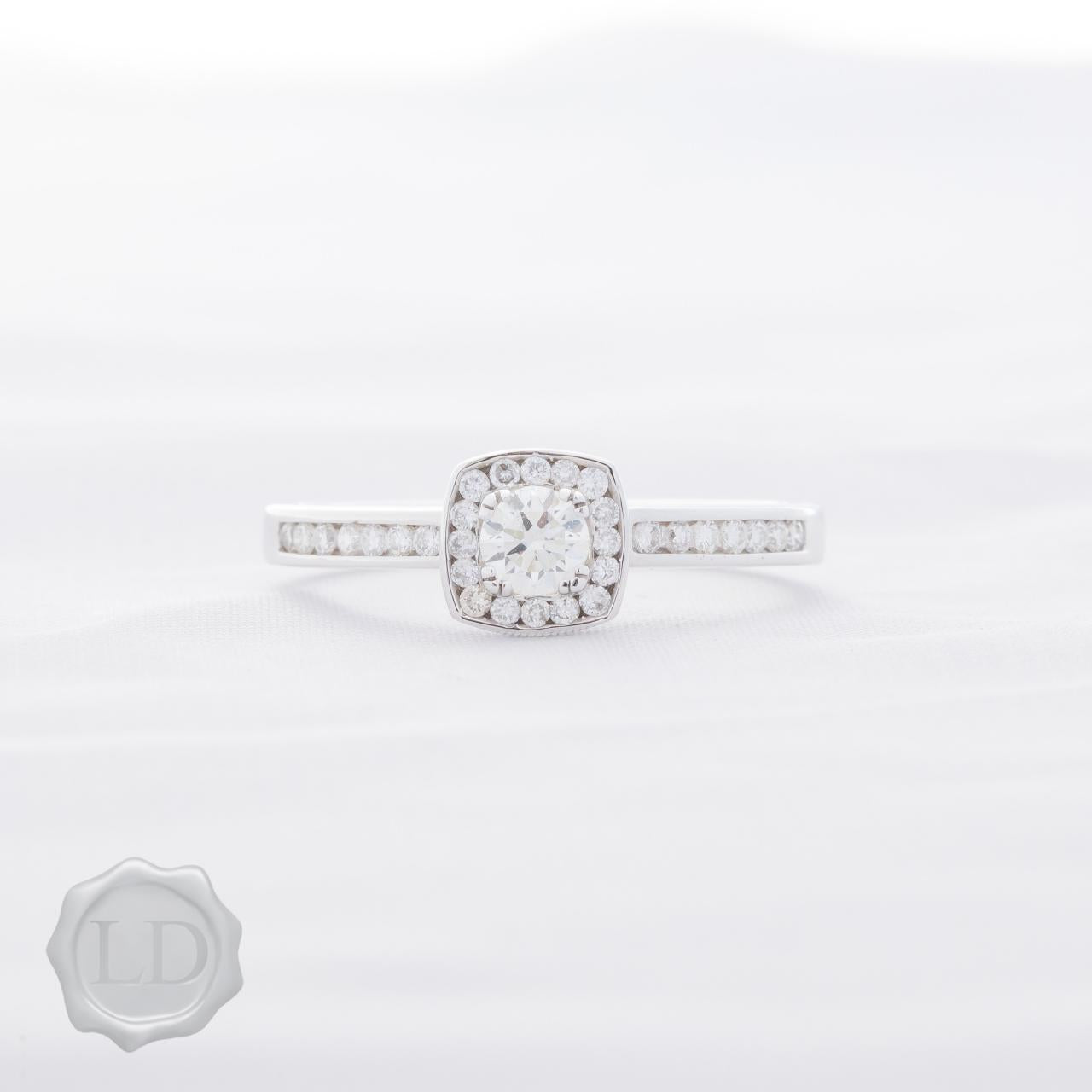 White Gold Round Brilliant Cushion-set Diamond Ring