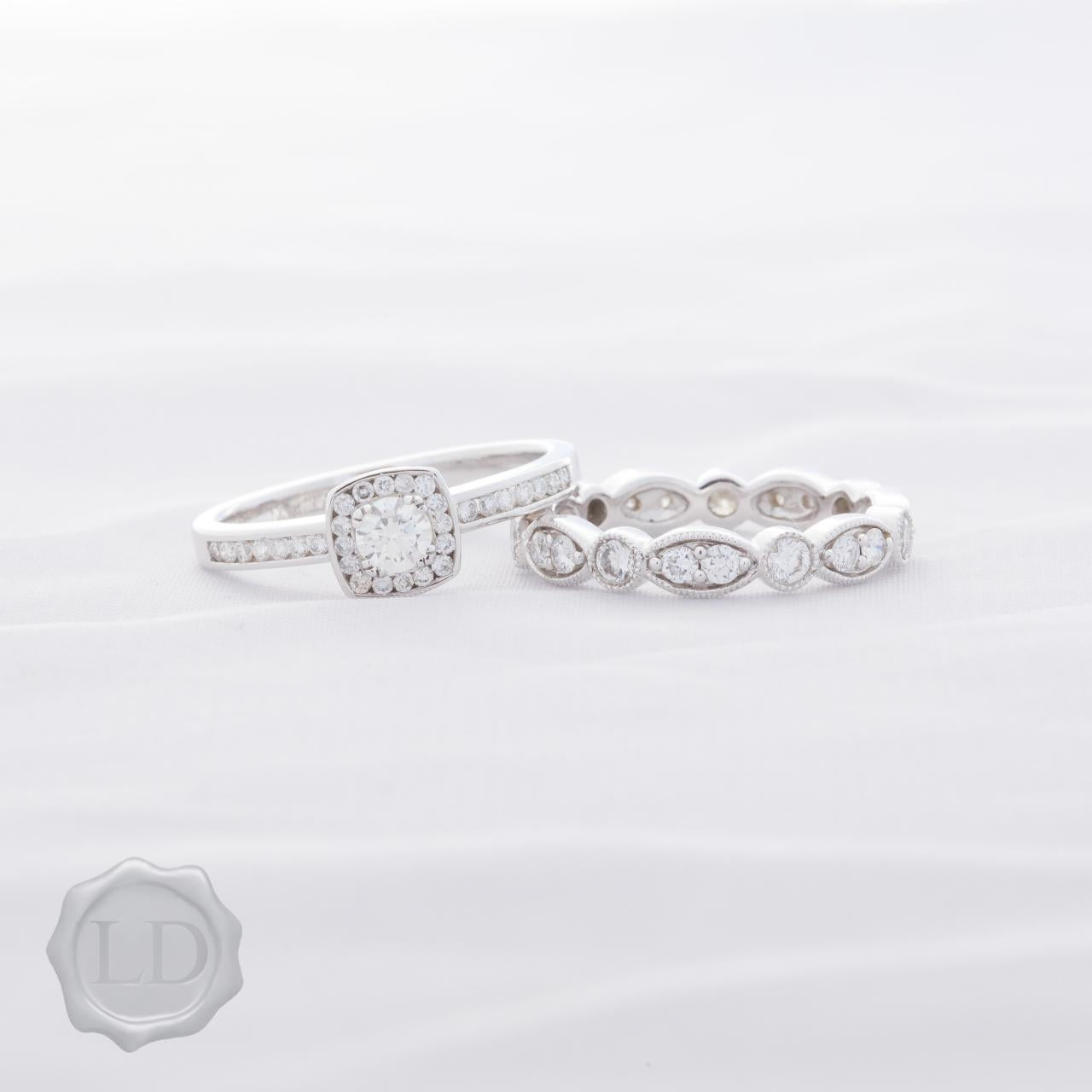 White Gold Round Brilliant Cushion-set Diamond Ring