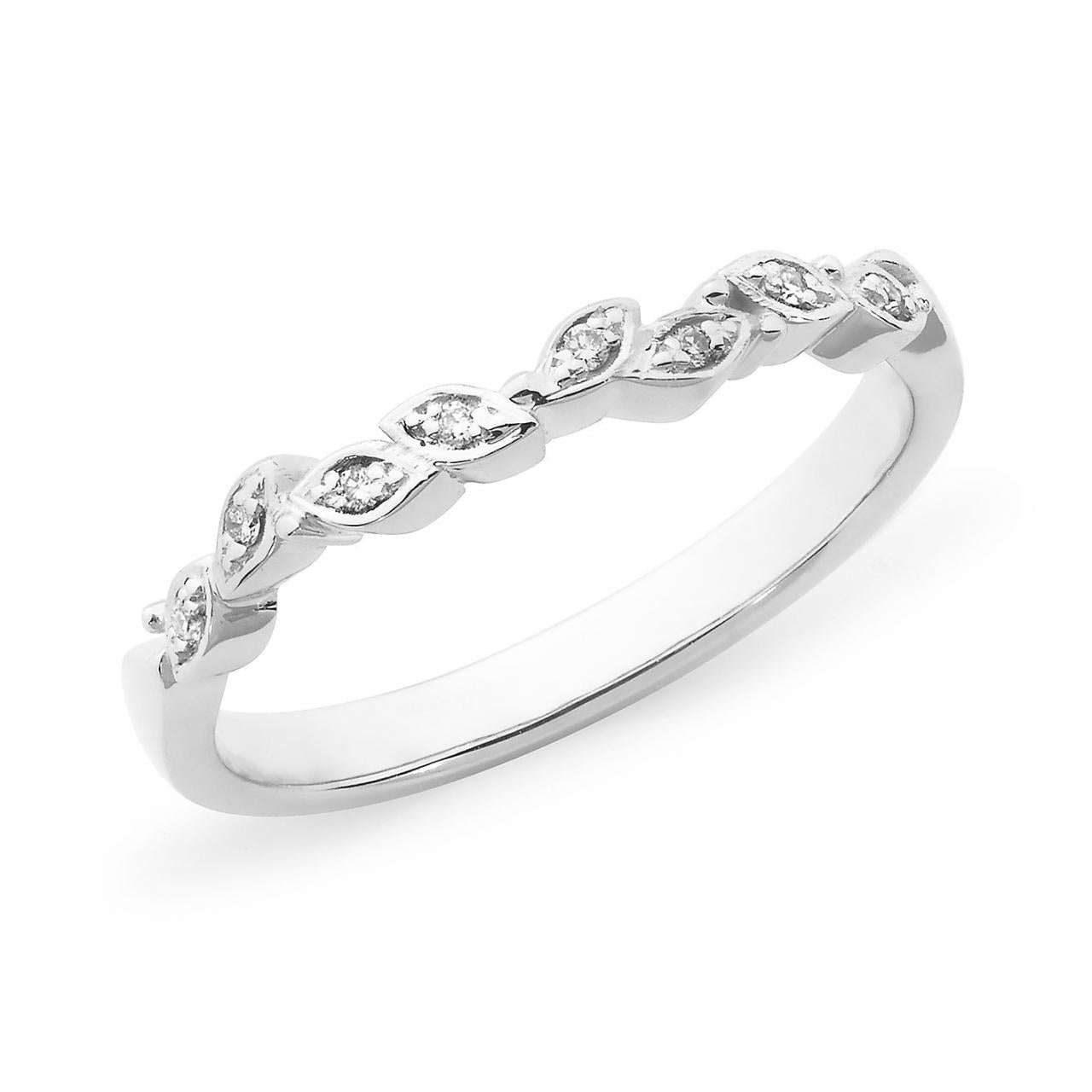 Petite 'Leaf' Design