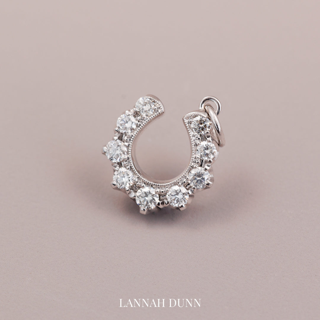 9ct white gold LD signature vintage diamond horseshoe charm pendant