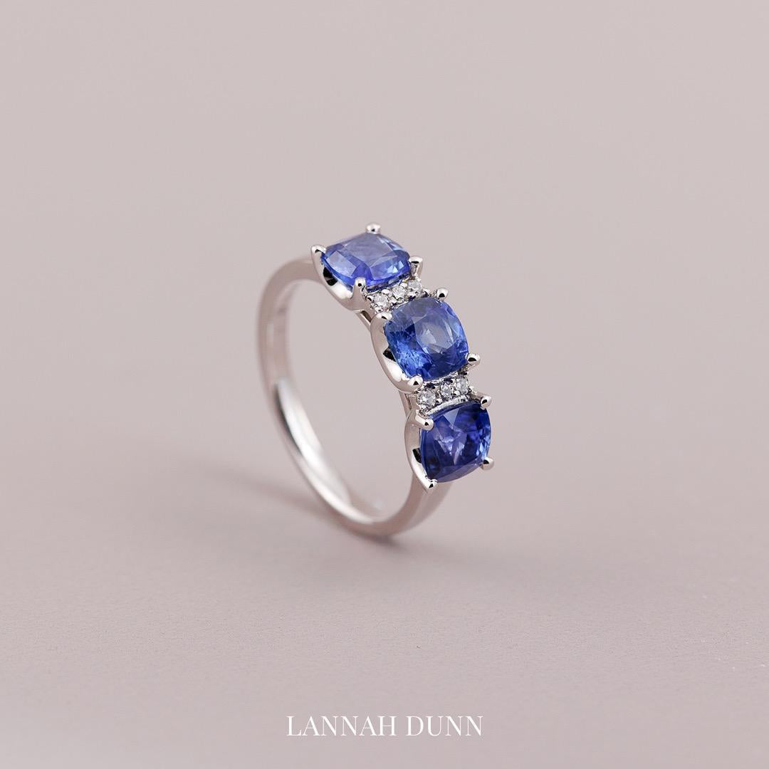 Natural sapphire & diamond engagement ring