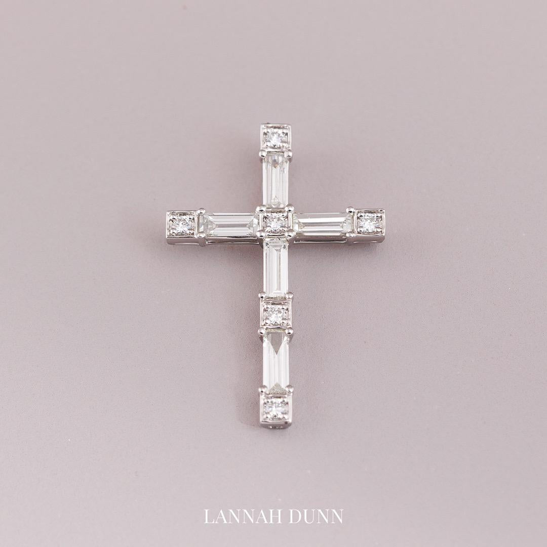 Diamond cross