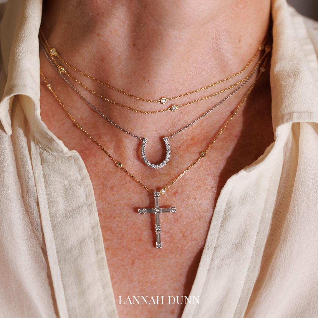 Diamond cross