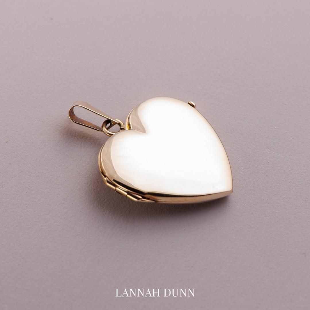 Italian Heart photo locket in 9ct yellow gold