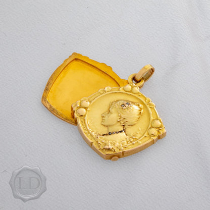 High-carat French antique diamond set locket