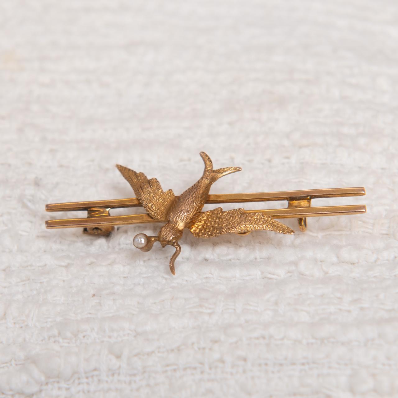 9ct English love bird brooch