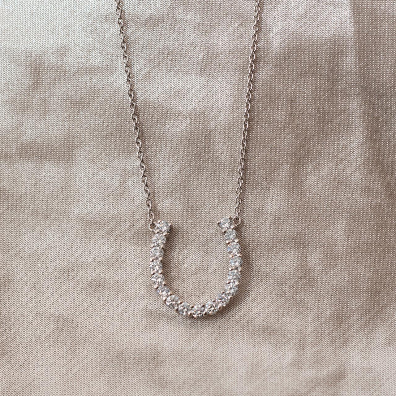 Diamond Maxi horseshoe necklace, White gold