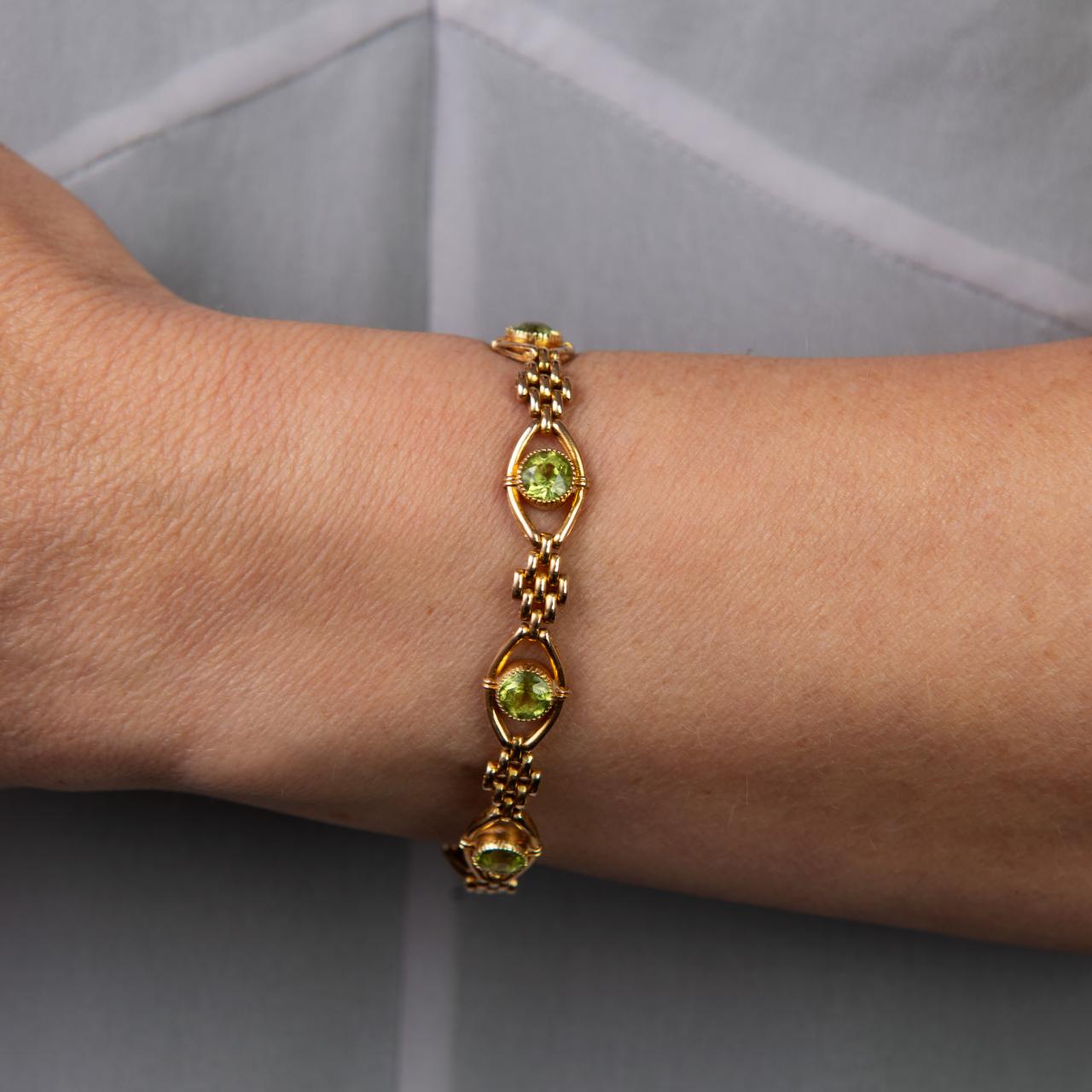 15ct gold Antique English Peridot