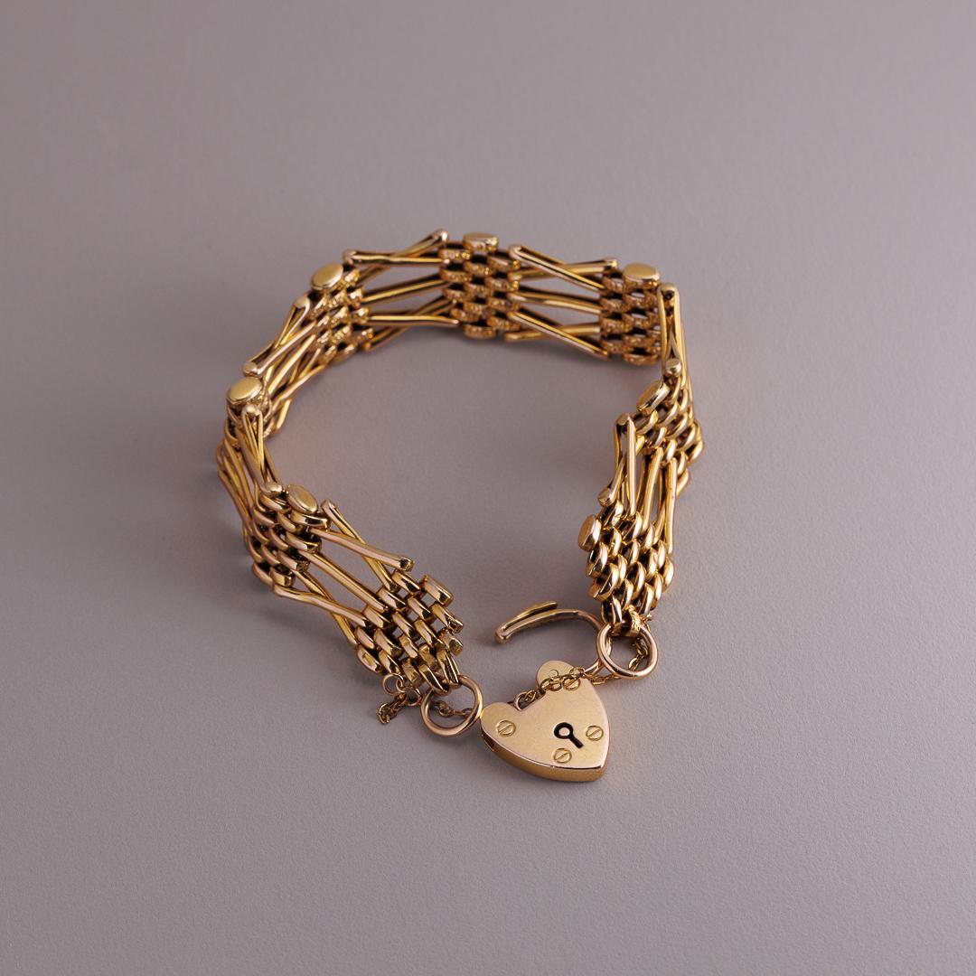 Antique gate link padlock bracelet