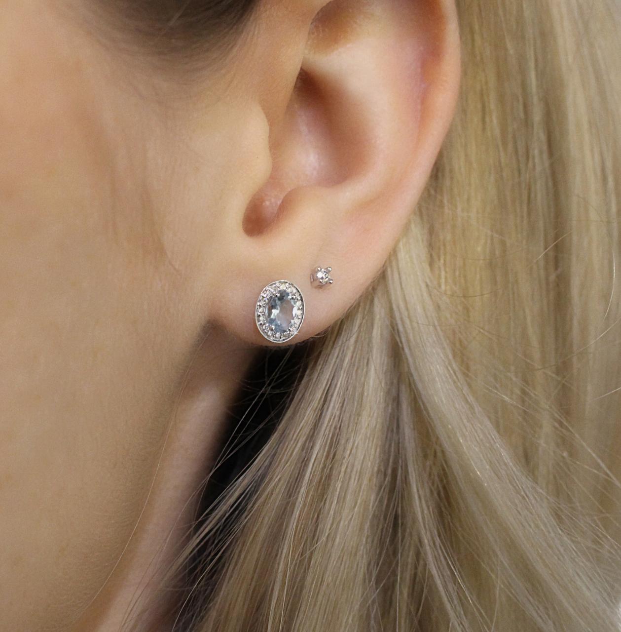 Petit diamond stud earrings