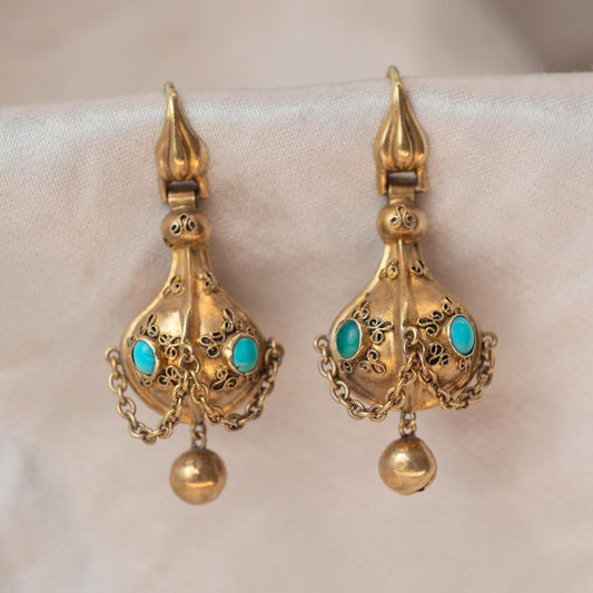 High-carat turquoise drop earrings High-carat turquoise drop earrings