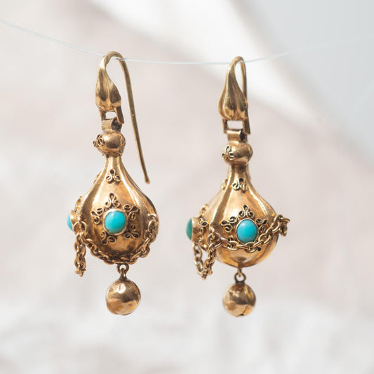 High-carat turquoise drop earrings High-carat turquoise drop earrings