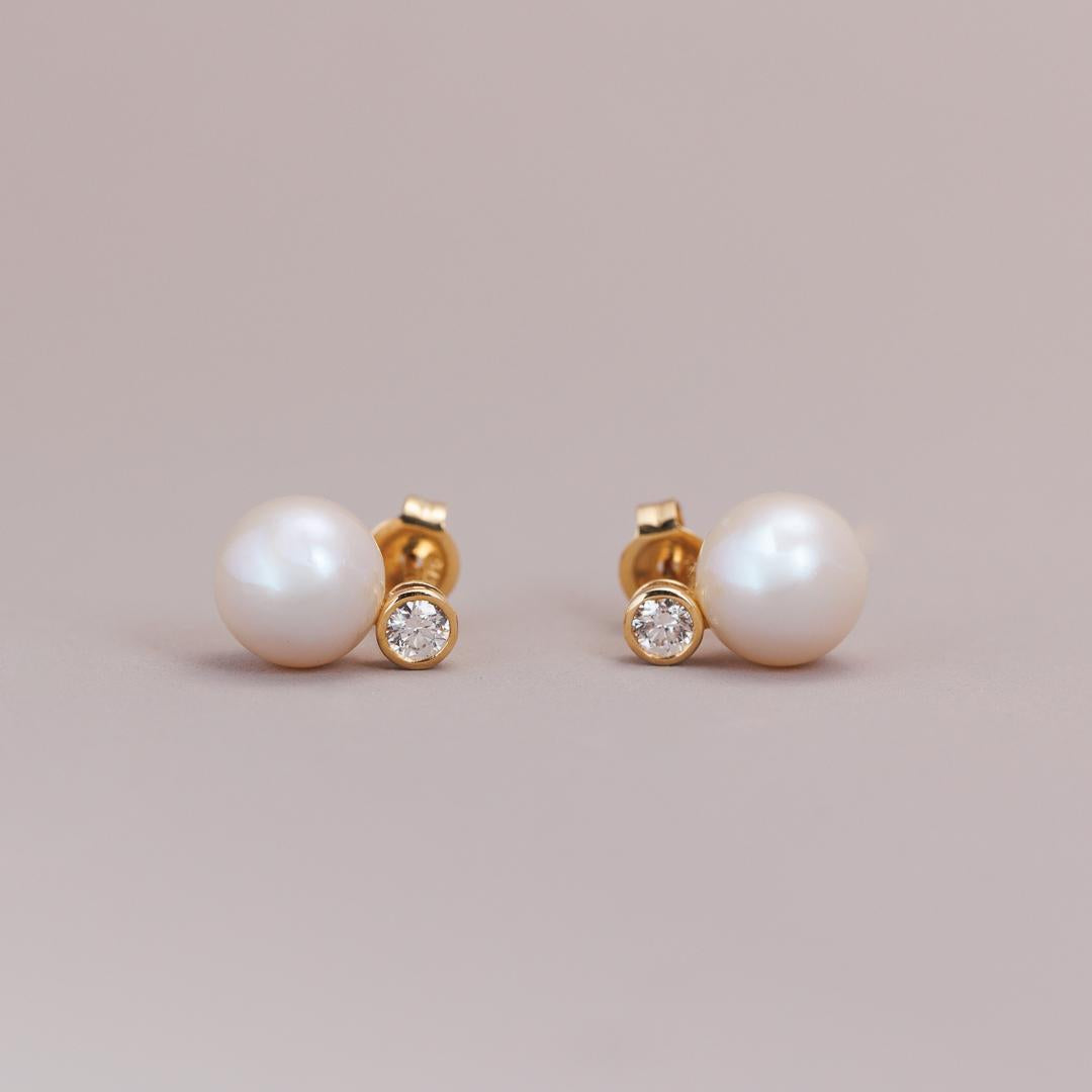 LD Royal pearl & diamond stud, freshwater