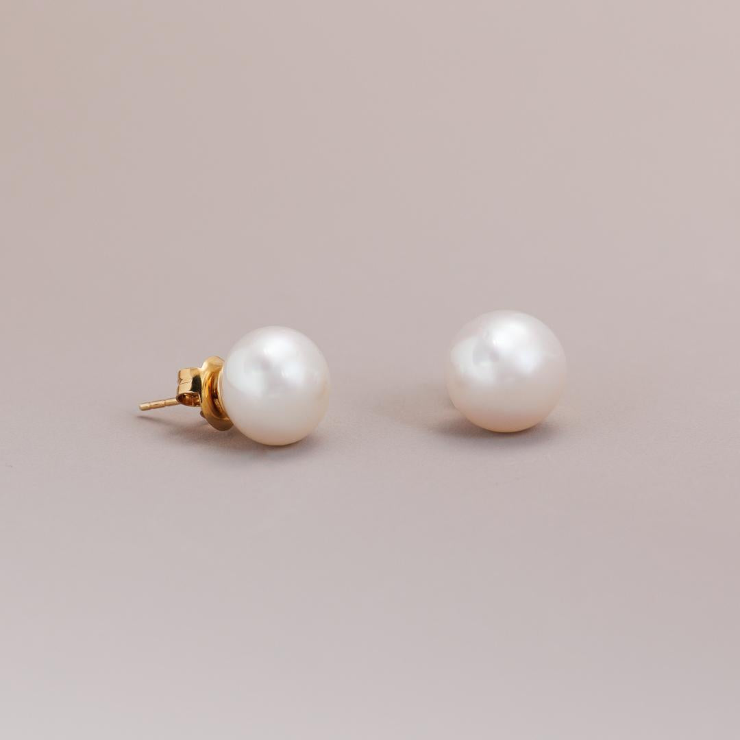 LD South Sea Pearl Stud earrings