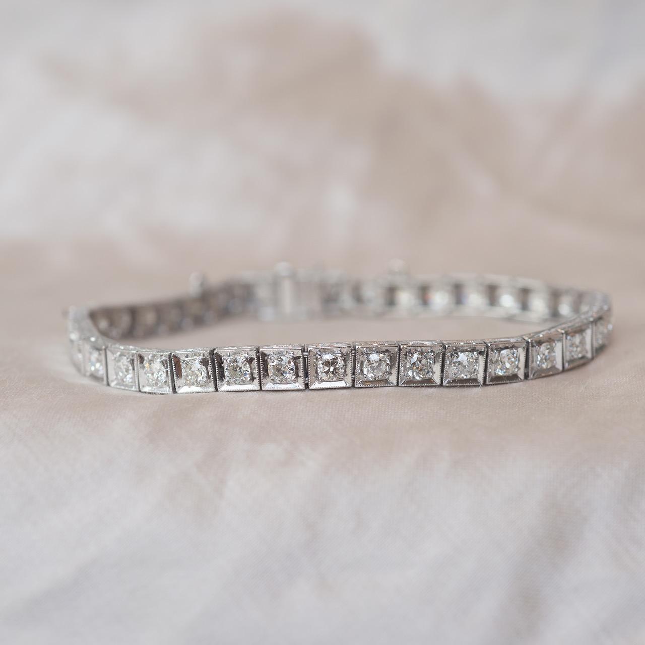 Art Deco diamond line bracelet