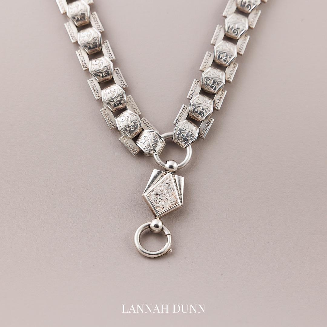 Antique Victorian Collar