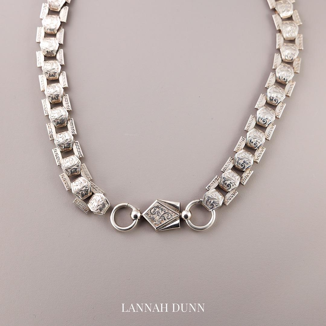 Antique Victorian Collar