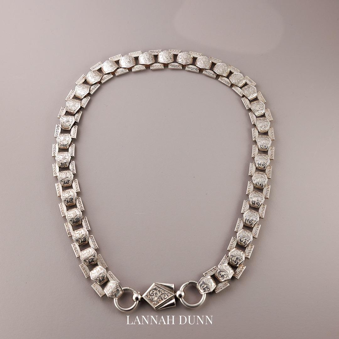 Antique Victorian Collar