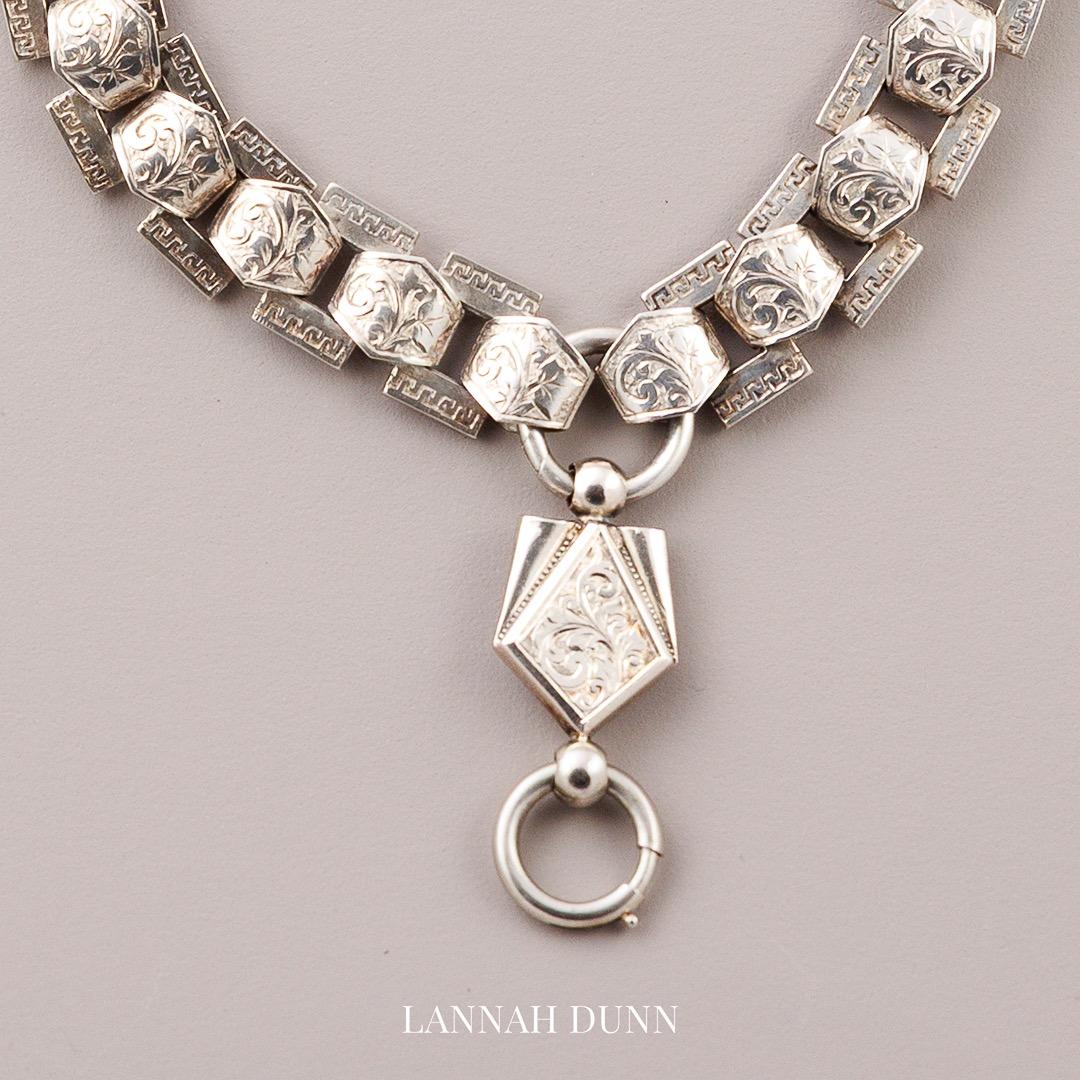 Antique Victorian Collar